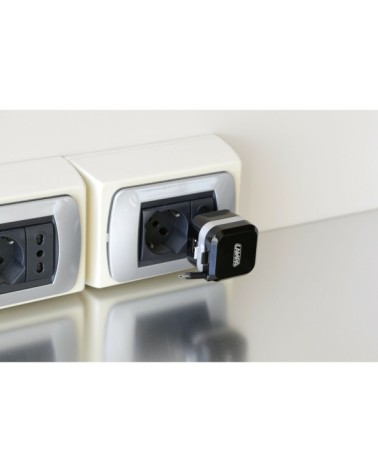 Caricabatteria da rete Micro Usb con 1 porta Usb - Fast Charge - 2400 mA - 100 230V